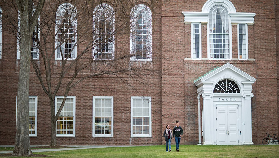 Alumni ‘Homecoming’ Bolsters CU Vox at Dartmouth College